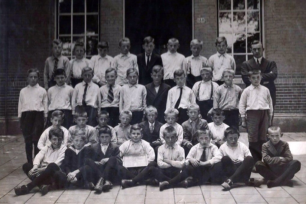 st.aloysius jongensschool bavel 1934.